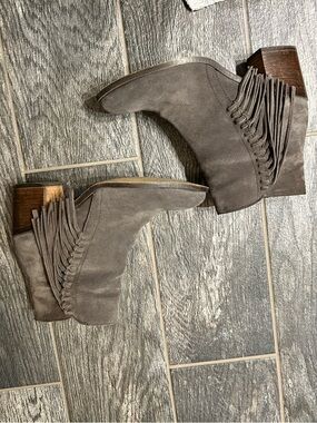 Kenneth Cole Reaction Suede Fringe Ankle Boots